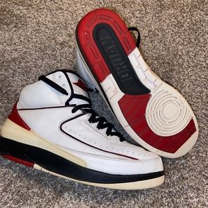 Jordan 2 Varsity Red